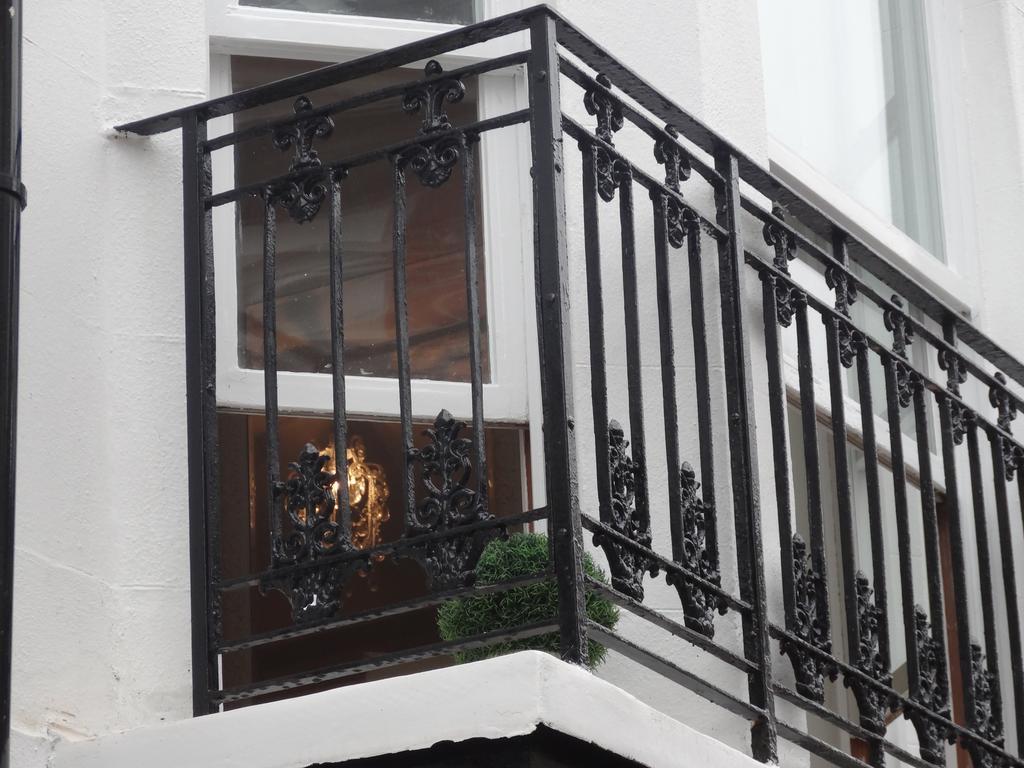 Burlington Beach Apartments Brighton Ruang foto