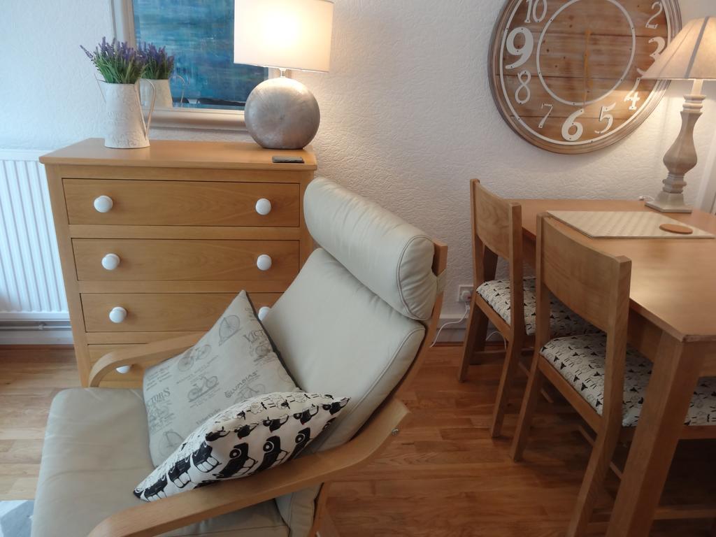 Burlington Beach Apartments Brighton Bagian luar foto